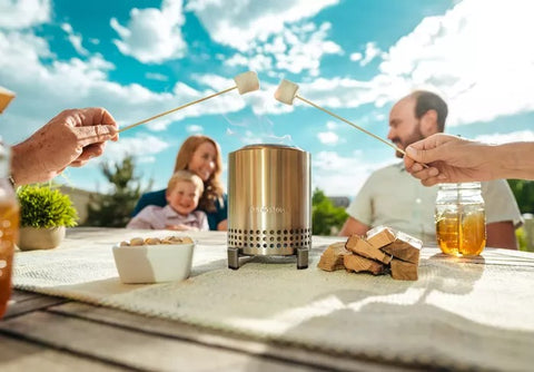 Cheminée de table - Indoor & Outdoor  🔥 ÊTRE ON FIRE 🔥 Pour se créer une  atmosphère cocooning, on mise tout sur cette cheminée portable indoor &  outdoor. À l'intérieur du