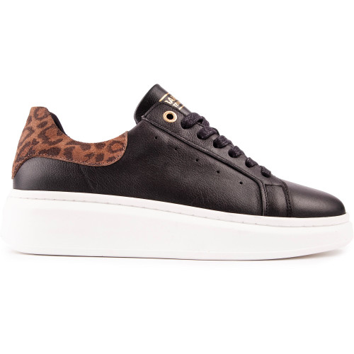Barbour International Amanza Trainers - AMANZABW