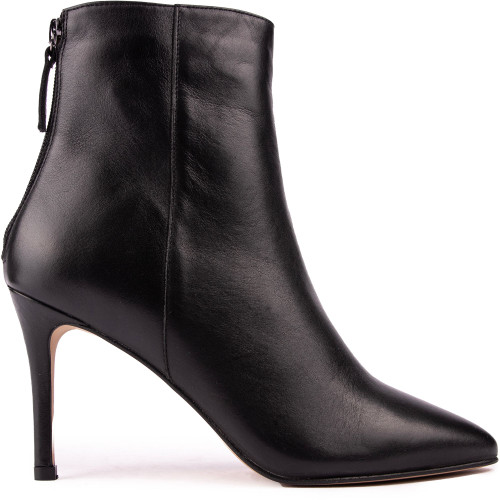 Sole Ida Point Boots - IDABKL