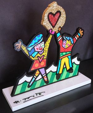 CIRCLE OF LOVE BY ROMERO BRITTO