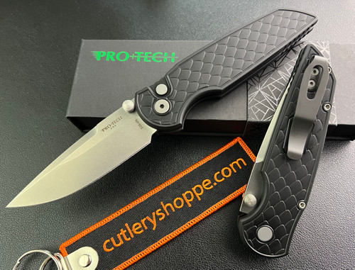 Pro-Tech INTEGRITY Thumb Stud Manual Folder - 3.5