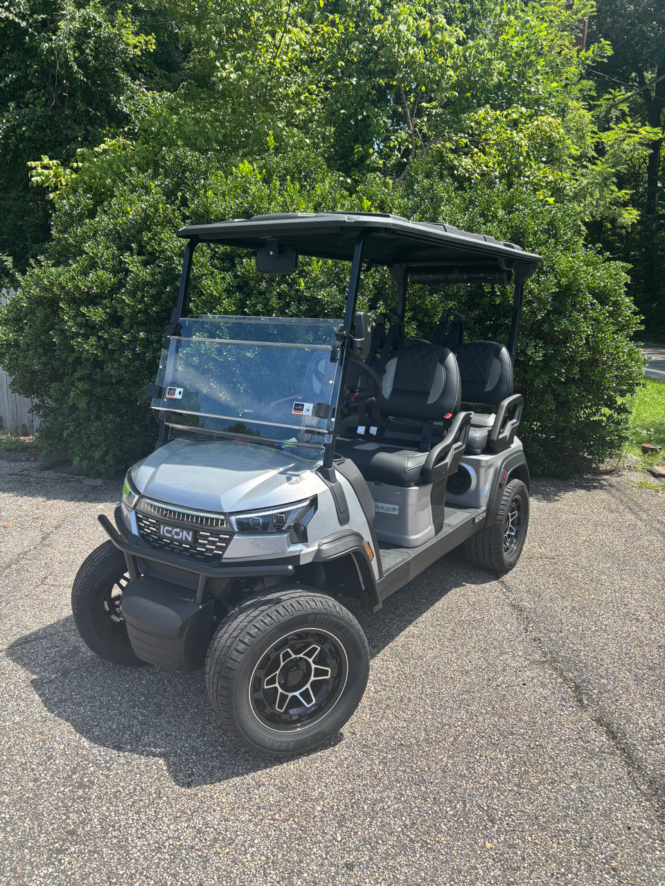 2026 Silver ICON i40FX Four Seater Lithium LSV Golf Cart