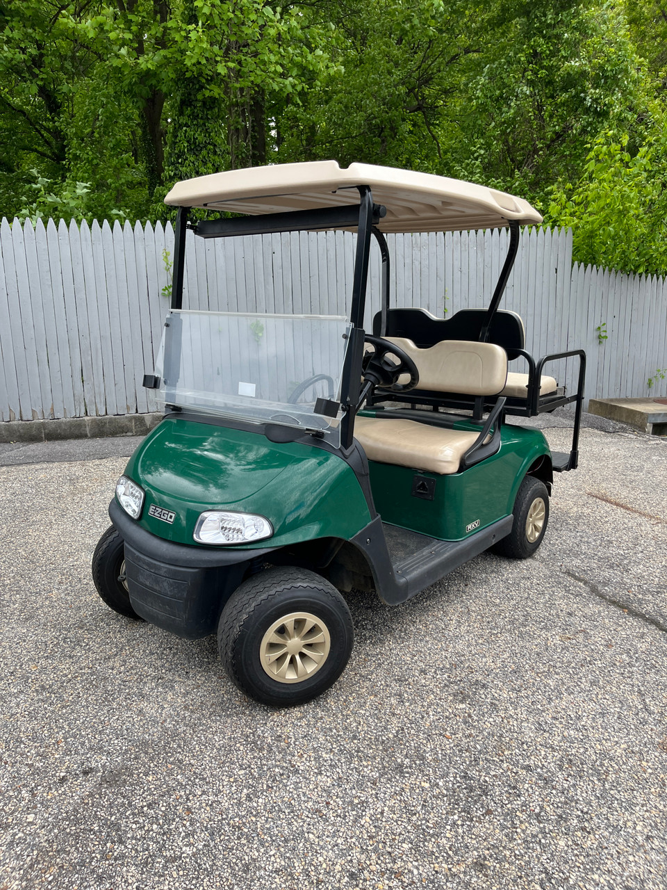 2017 EZGO Lithium Elite RXV Green w/ Stone Beige Seats 4 Passenger Golf Cart