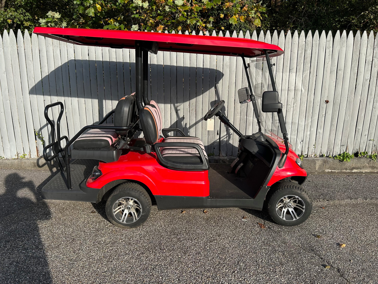 Icon I40 Red 48 Volt Electric 4 Passenger Golf Cart NEW Batteries - Low Mile Icon I40 Red 48 Volt Electric 4 Passenger Golf Cart NEW Batteries - Low Mile