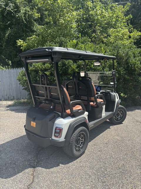 2026 Alpine White ICON i40FX Four Seater Lithium LSV Golf Cart