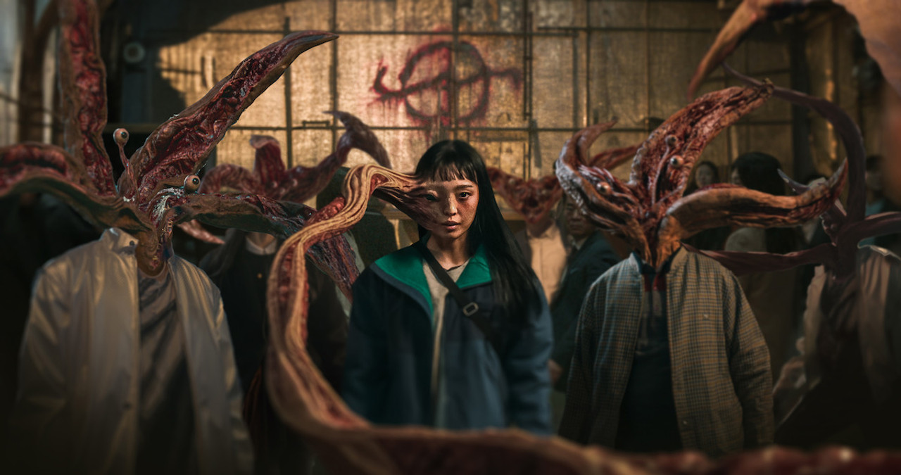 Behind the scenes of 'Parasyte: The Grey'