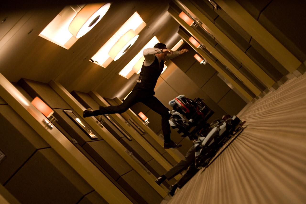 How they shot it: 'Inception' Hallway Scene