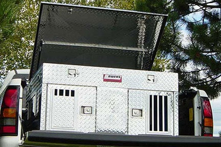 Hunter Series Double Compartment Dog Box With Storage