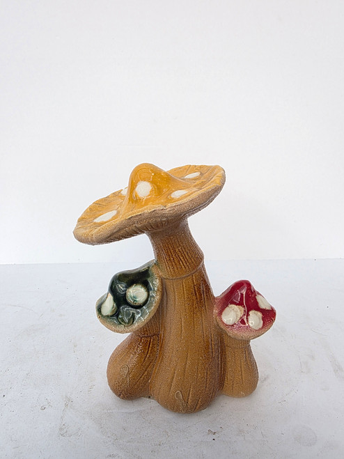 6in 3 mushroom statue