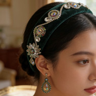 How to Choose Jewelry as a Gift When You’re Not Sure What They’ll Like