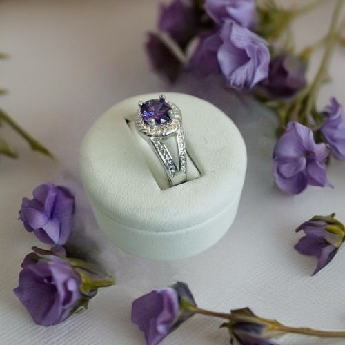 925 Sterling Silver Ring with Violet Gemstone – Stamped 925