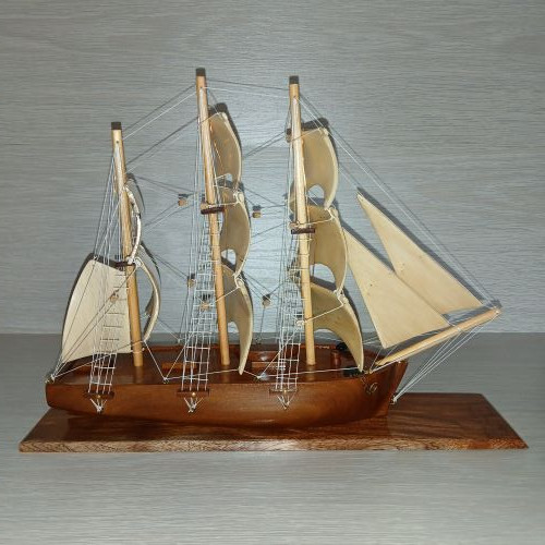 HMS Bounty Model