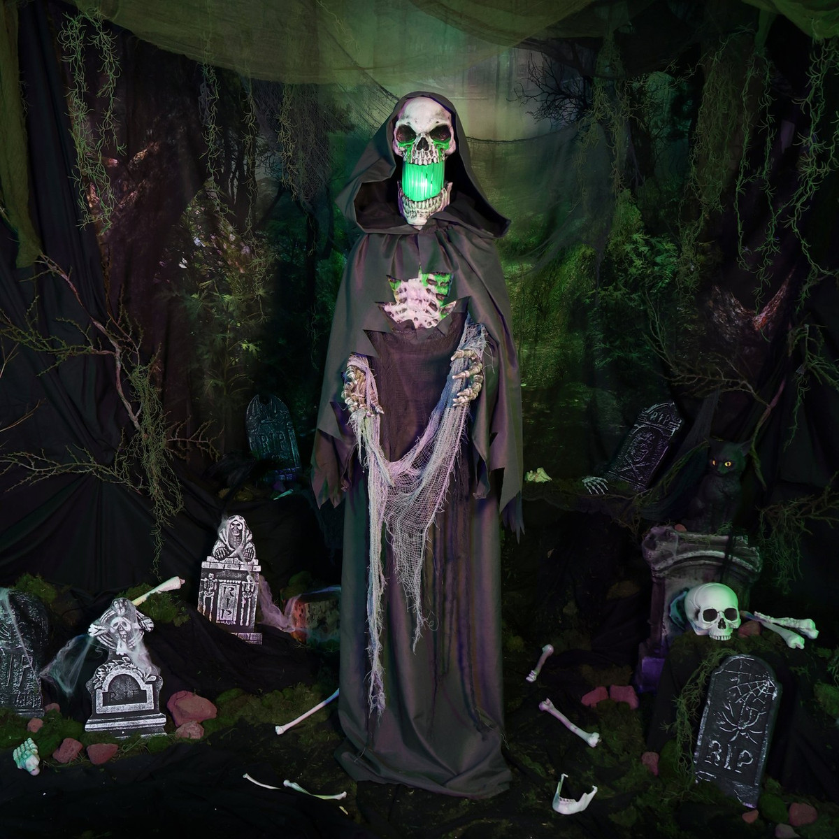 5.5-Ft. Standing Stretching Reaper Animatronic