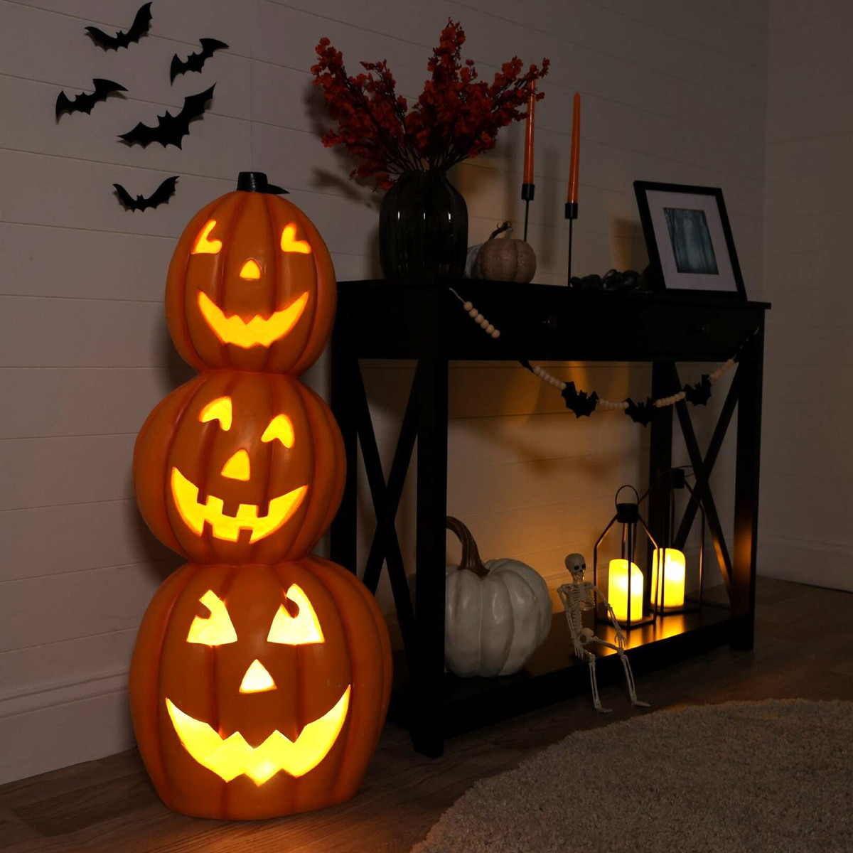 Home Decor - Resin and Pumpkins - Haunted Hill Farm