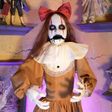 5.4-Ft.Standing Pop-Up Creepy Lady Animatronic