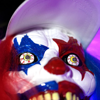 7.1-Ft. Standing Animated Painting Clown Animatronic