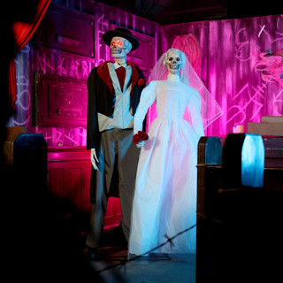 6.1-Ft. Undead Bride & Groom Animatronics