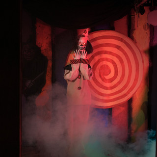 5.6-Ft. Standing Pop-Up Clown Animatronic