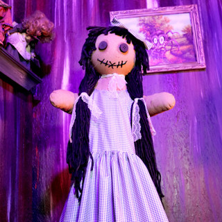 4.9-Ft. Walking Girl Animatronic