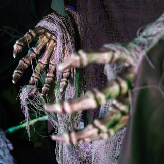 5.5-Ft. Standing Stretching Reaper Animatronic