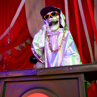 5.6-Ft. DJ Skeleton Animatronic