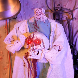5.2-Ft. Standing Shaking Headless Doctor Animatronic