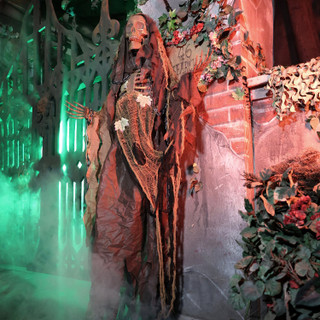 5.2-Ft. Standing Sonic Reaper Animatronic