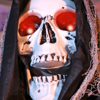 7.1-Ft. Standing Animated Reaper Animatronic