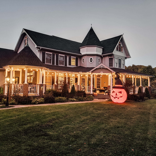 Top 10 Tricks (or Treats) for a Halloween Home