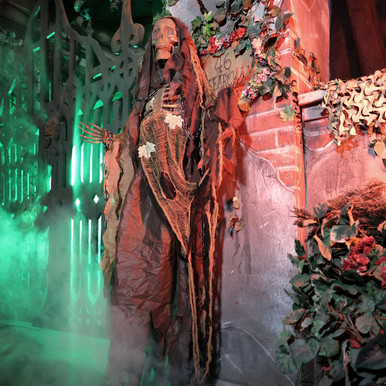 シンチレーター　ハロウィンed 5.2-Ft. Standing Sonic Reaper Animatronic - Haunted Hill Farm