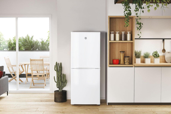 Hoover HOCH1S513EWK 55cm Low Frost Fridge Freezer - White