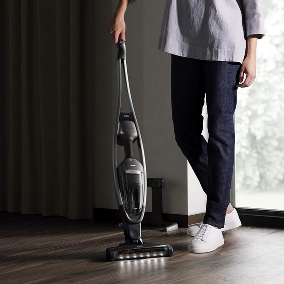 Aeg QX9-1-ANIM Qx9 0.3 Liters 76 Decibeles Cordless Vacuum  - Shale Grey