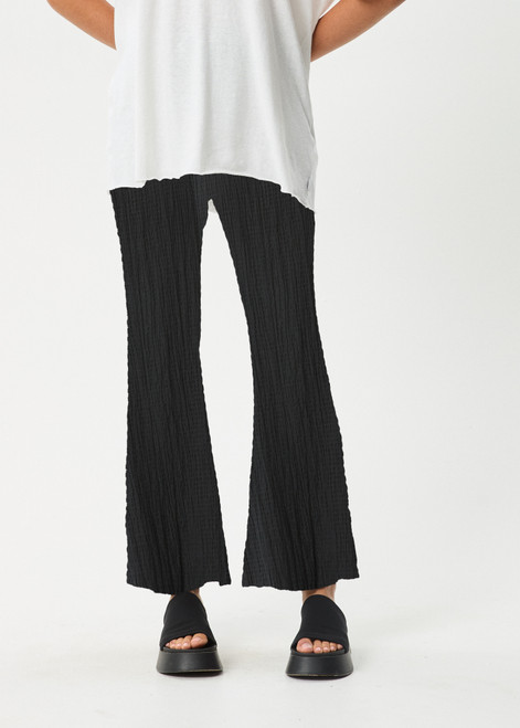 Focus Seersucker Flare Pant