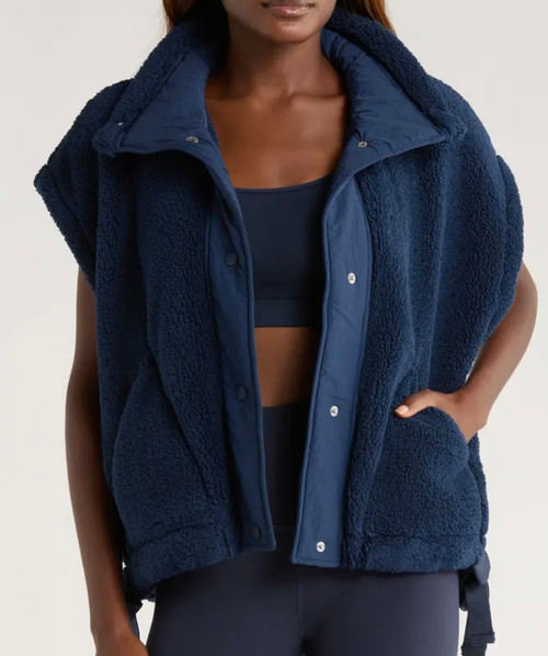 SCOUT IT OUT VEST-navy