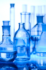 Glass vs. Plastic Beakers: Navigating the Laboratory Choices