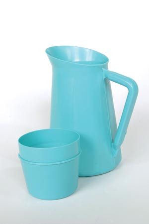 medegen pitchers with cup cover 10204413