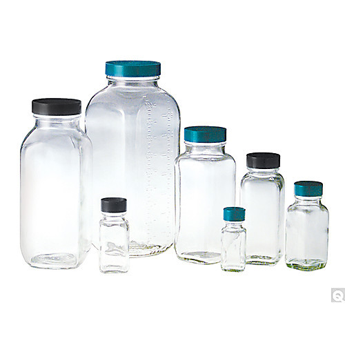 16oz (480ml) clear french square with 48-400 black phenolic pulp/vinyl lined cap attached (c08-0551-779)