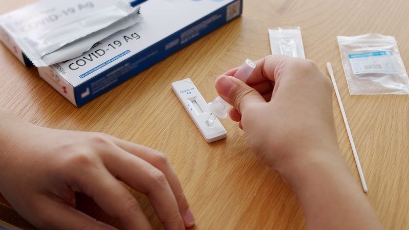 Cenmed partners with government health agencies to develop custom diagnostic solutions, including specimen transport, diagnostic packaging, and screening kits, for public health initiatives.