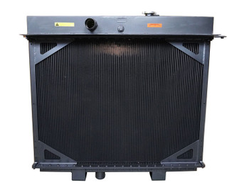 HD+ Mack Radiator (4 Row Core) 29.37” x 40” x 2.44”   (26184)   ***SHIPS FREIGHT***