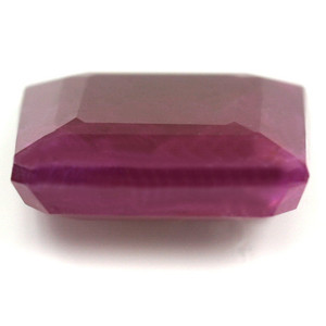 Emerald 5.50 Red Ruby - #1076388