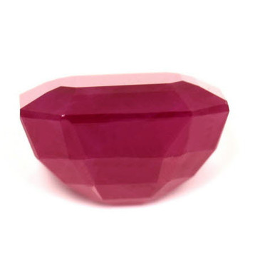 Emerald 8.57 Red Ruby - #1075924