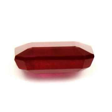 Emerald 0.83 Red Ruby - #1077187