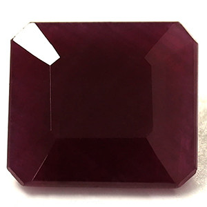 Emerald 7.85 Red Ruby - #1125302