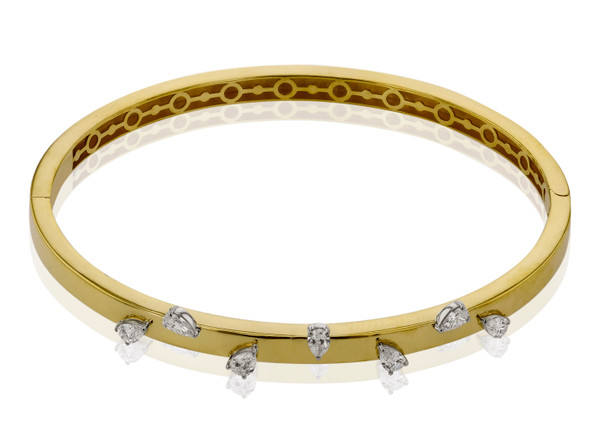 Simon G. Scattered Diamond Bangle Bracelet
