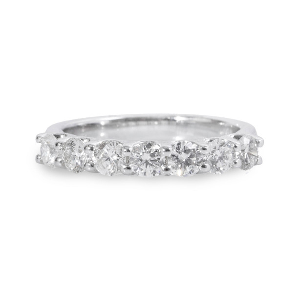 Shared Prong Diamond Wedding Band (1.05tw)