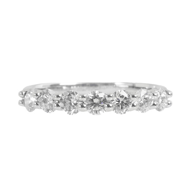 Seven Diamond Wedding Band (1.05tw)