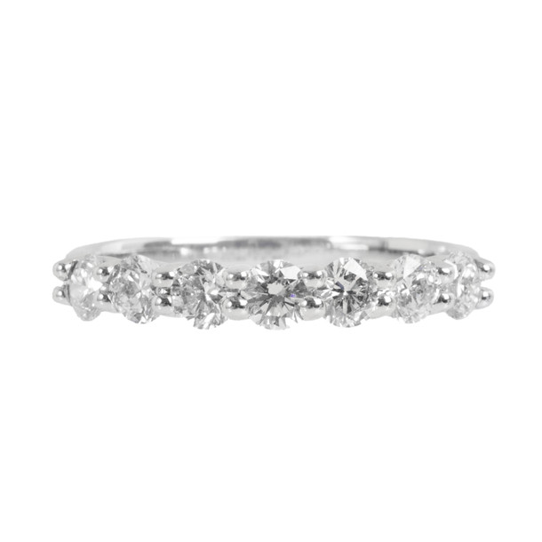 Seven Diamond Wedding Band (1.05tw)