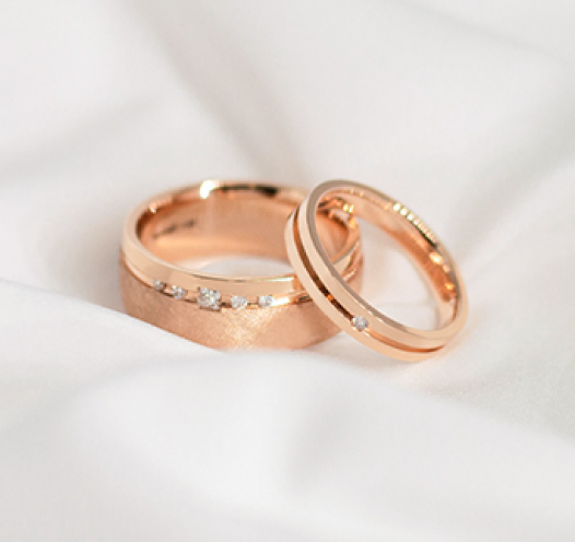 men-s-diamond-wedding-bands