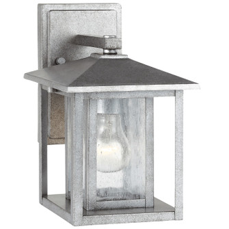 Hunnington One Light Outdoor Wall Lantern in Weathered Pewter (1|8802557)