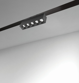 Route LED Downlight in Black (40|3646201)